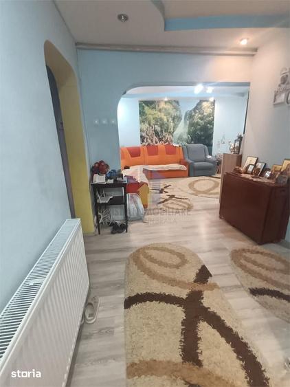 Apartament cu 3 camere decomandat, mobilat în Plantelor