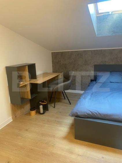 Apartament cu 3 camere semidecomandat, mobilat în Florești