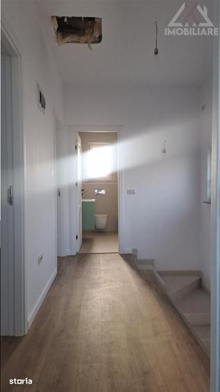 Casă cu 4 camere cu Teren 400 Mp în Rediu