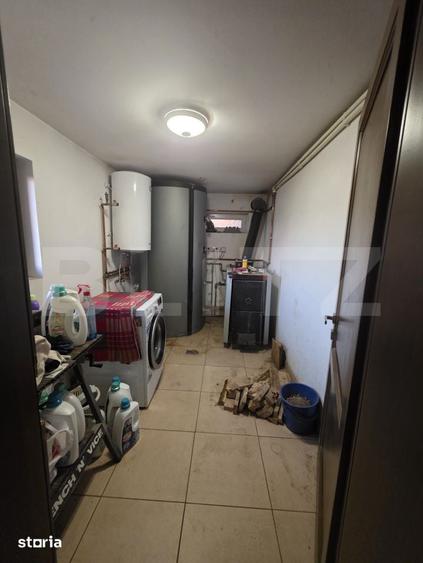 Casă cu 5 camere cu Teren 444 Mp în Corunca