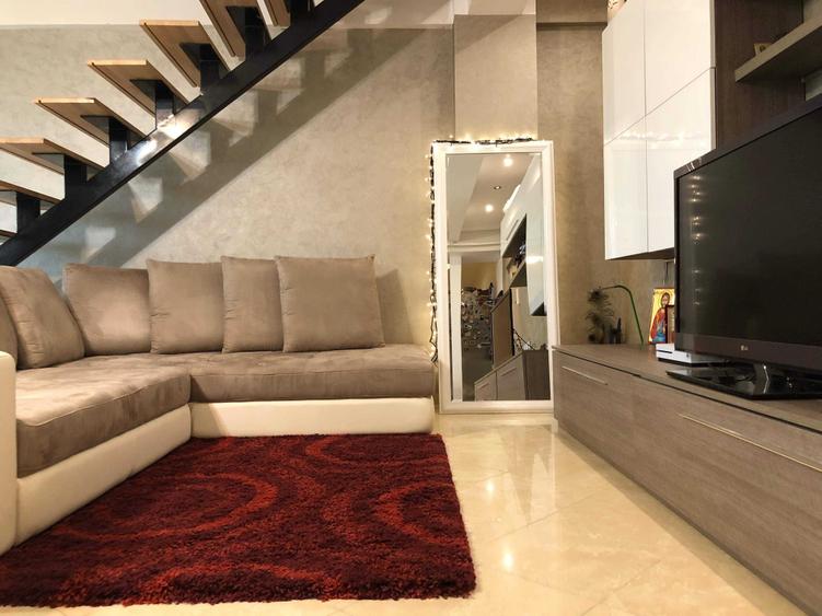 Apartament cu 4 camere decomandat în Lunca Cetățuii