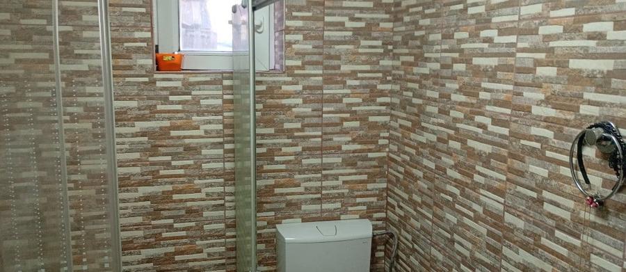 Casă cu 2 camere cu Teren 100 Mp în Central