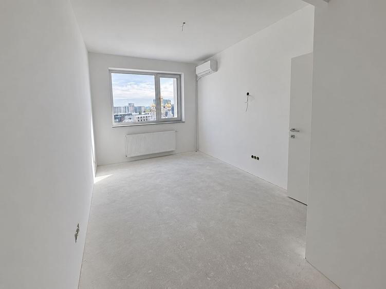 Apartament cu 4 camere decomandat, mobilat în Pipera