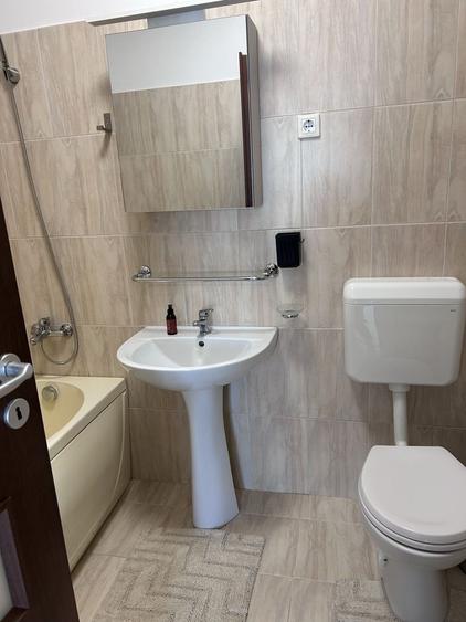 Apartament cu 2 camere semidecomandat în Drumul Taberei