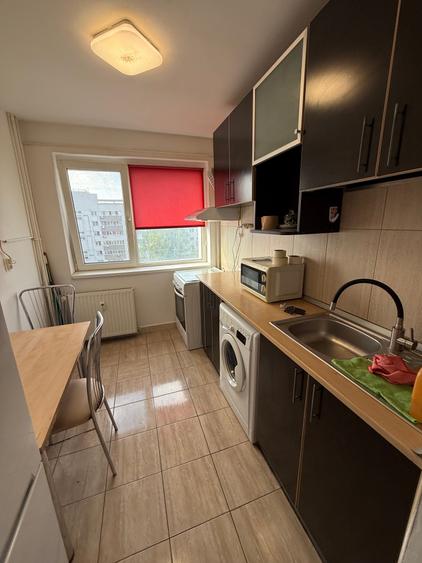 Apartament cu 2 camere semidecomandat în Militari