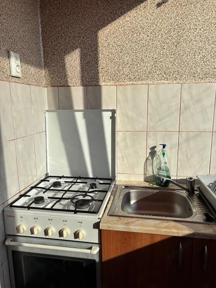 Inchiriez apartament 3 camere Rogerius - 4