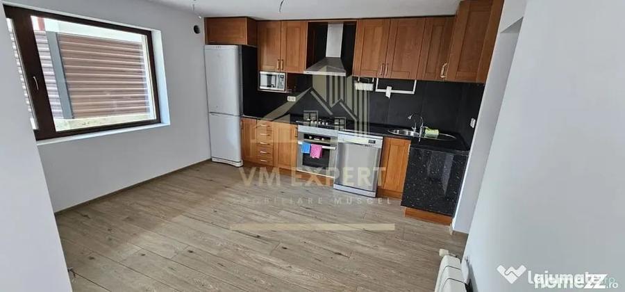 Casă cu 4 camere cu Teren 177 Mp în Rucăr