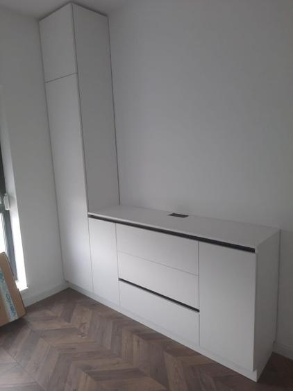 Apartament cu 2 camere semidecomandat, mobilat în Chișoda