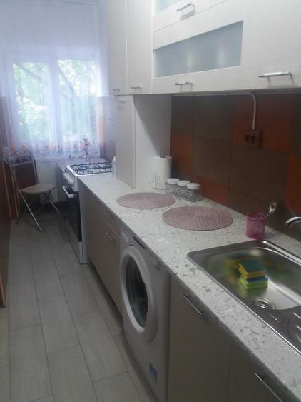 Apartament cu 2 camere decomandat în Exterior Vest