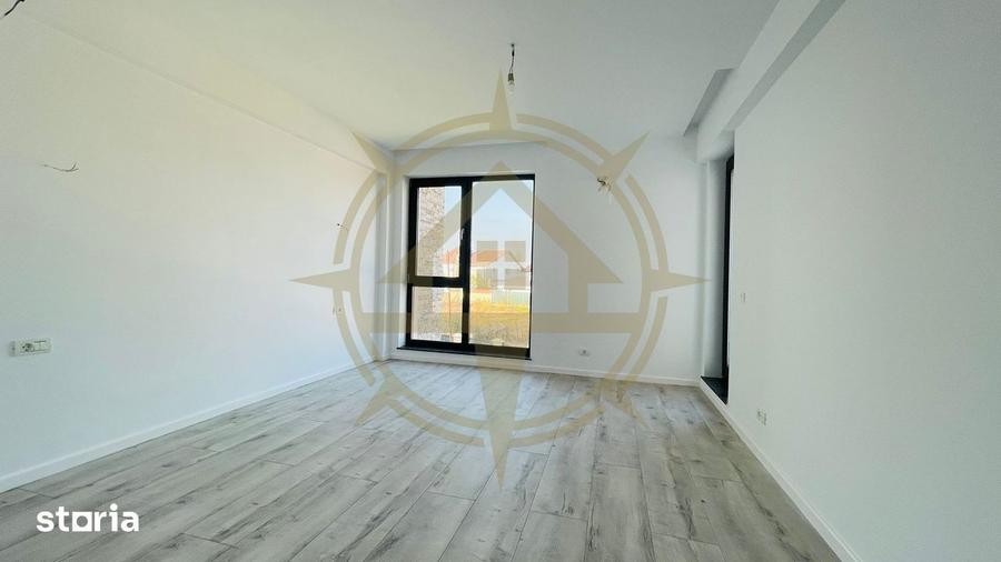 Casă cu 5 camere cu Teren 495 Mp în Corbeanca