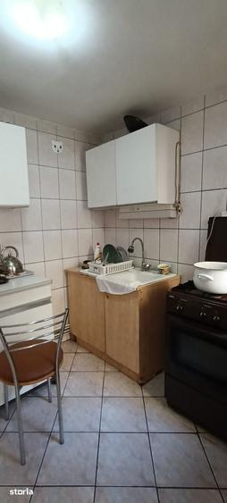 Casă cu 3 camere decomandat cu Teren 153 Mp în Andronache
