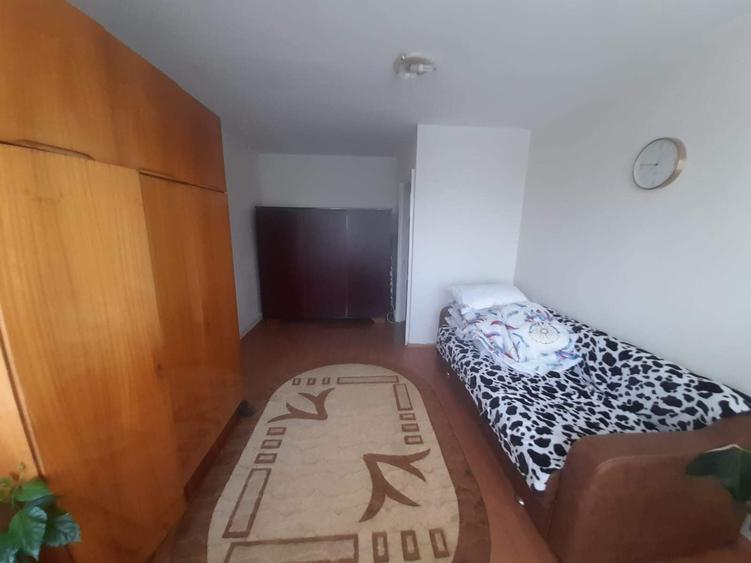 Vand urgent apartament cu doua camere Mazepa 1 - 4