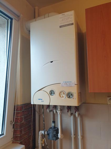 Apartament cu 2 camere semidecomandat în Vatra Luminoasă
