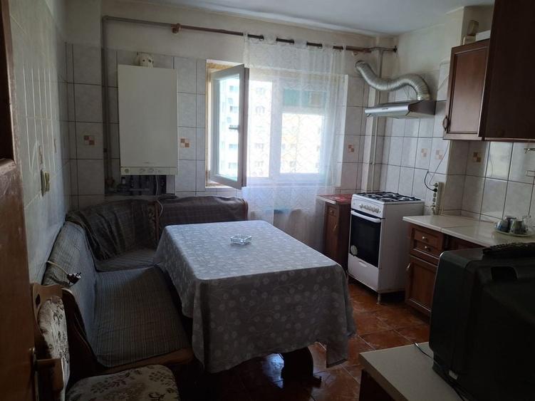Inghiriere Apartament doua camere Zona Margeanului - 9