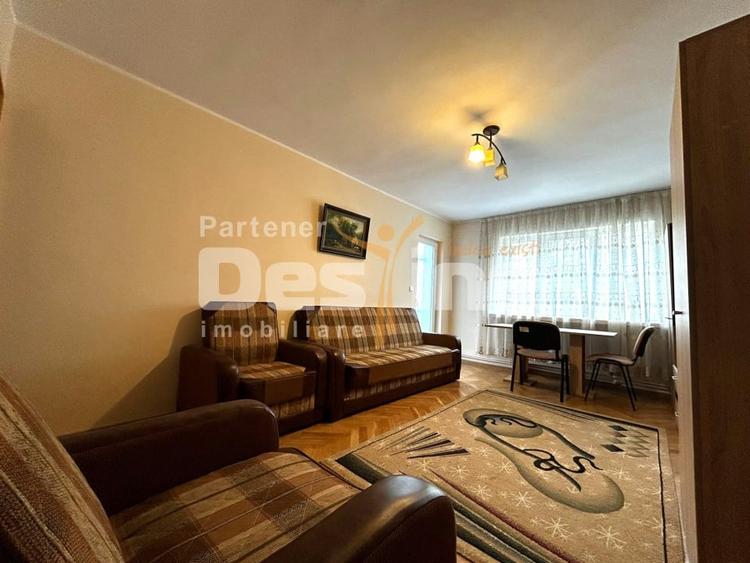 Apartament cu 3 camere decomandat, mobilat în Copou