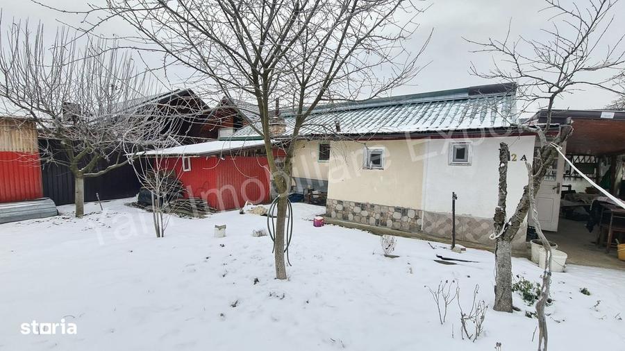 Casă cu 2 camere cu Teren 400 Mp în Tutana
