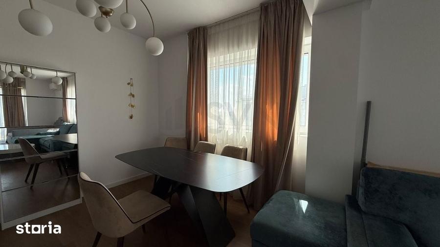 Apartament cu 3 camere decomandat în Ștefan cel Mare