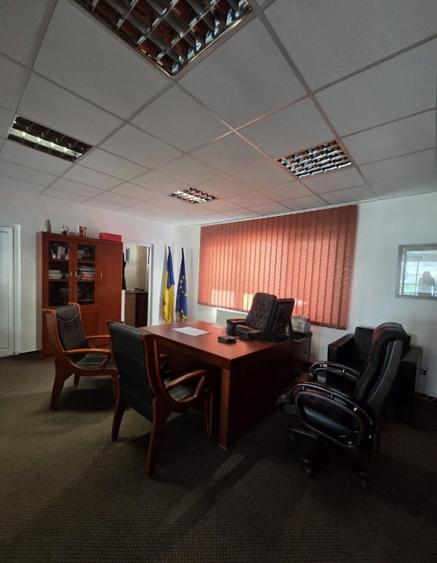 Spațiu comercial, de 270 mp, în Central