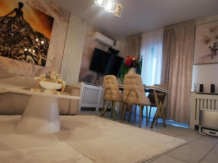 Apartament cu 2 camere decomandat, mobilat în Albert