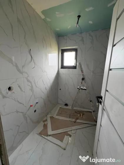Casă cu 4 camere cu Teren 700 Mp în Recea