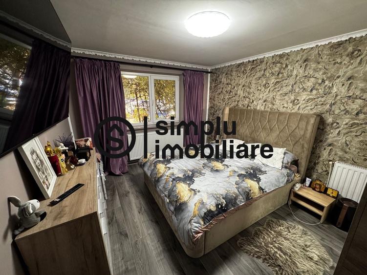 Apartament cu 3 camere semidecomandat în Gării