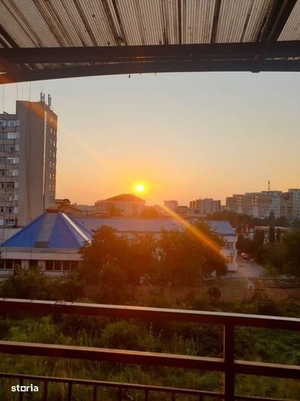 Apartament cu 3 camere în Zorilor — fotografia 3