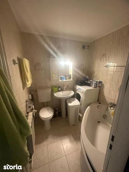 Apartament cu 3 camere decomandat, mobilat în Rahova