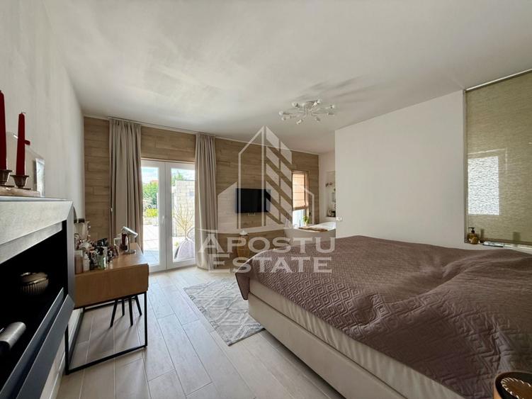 Casă individuală cu 4 camere cu Piscina în Lunei