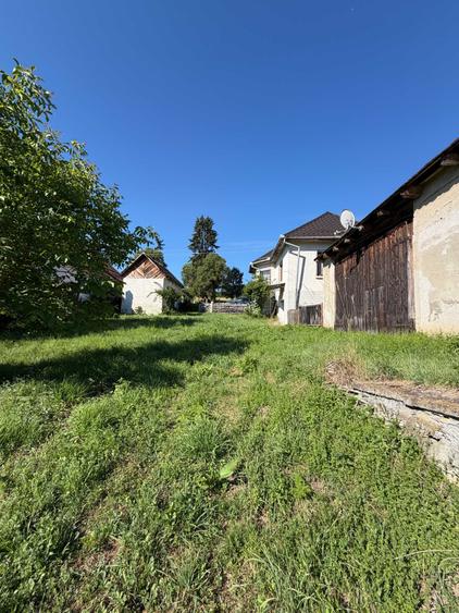 Casă cu 3 camere în Vâlcele