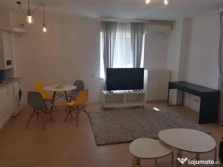 Garsonieră în Mihai Bravu