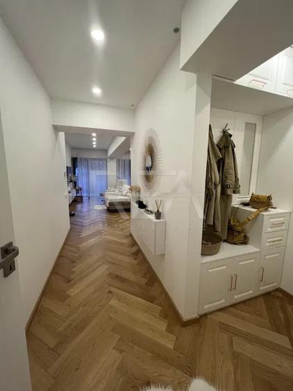 Apartament cu 4 camere decomandat în Iancu Nicolae