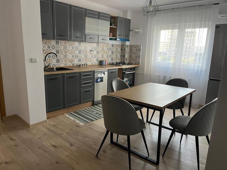 Proprietar, inchiriez apartament 3 camere, complet renovat Zona Dristor (5 min. metrou) - 9