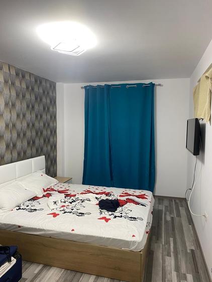 Apartament cu 2 camere semidecomandat în Alunișu
