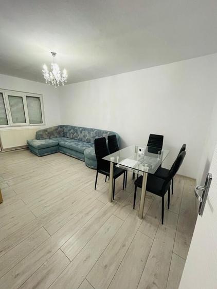Apartament cu 2 camere decomandat în Exterior Vest