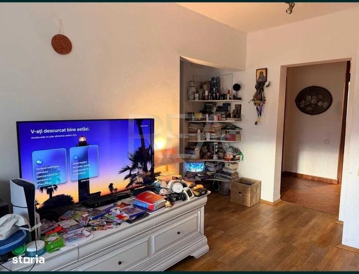 Apartament cu 3 camere decomandat în Nerva Traian