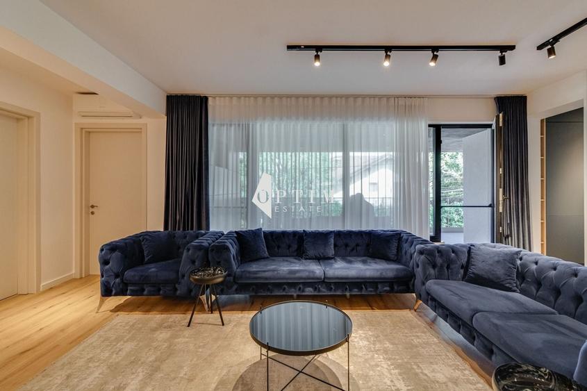 Apartament cu 4 camere decomandat, mobilat în Iancu Nicolae