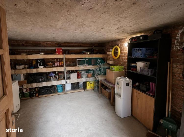 Casa individuala 6 camere pivnita 200mp curte zona Selimbar - 15
