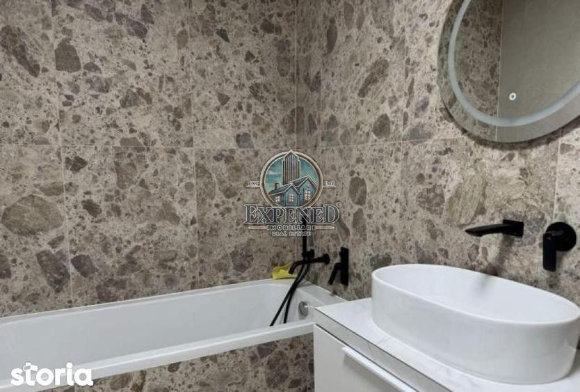 Apartament cu 2 camere decomandat în Centrul Civic
