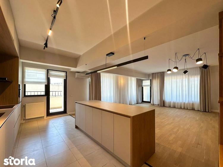 Apartament cu 4 camere în Aviatorilor