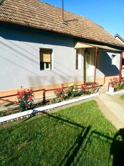Casă individuală cu 2 camere cu Canalizare în Iclod
