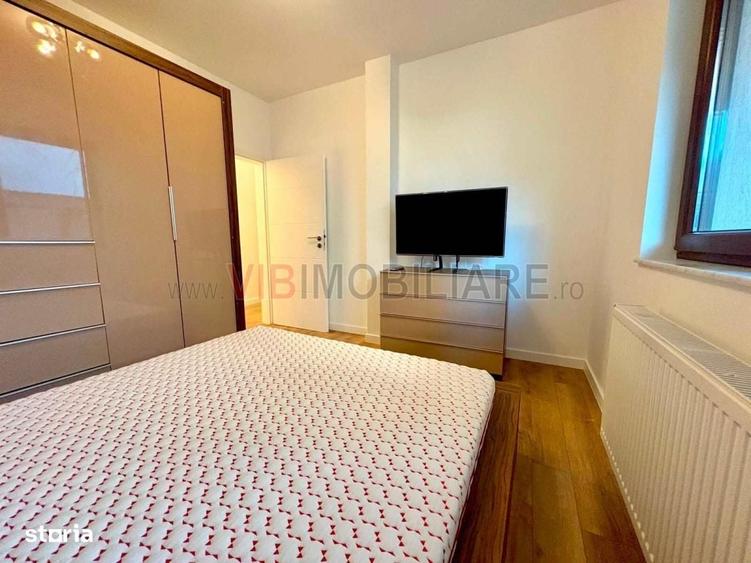 Apartament cu 3 camere semidecomandat în Crângași
