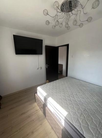 Apartament cu 2 camere decomandat, mobilat în Băneasa