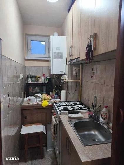 Garsonieră decomandată în Central