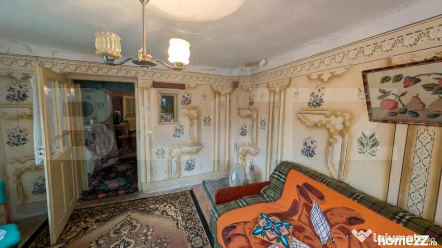 Casă cu 3 camere cu Teren 2540 Mp în Central