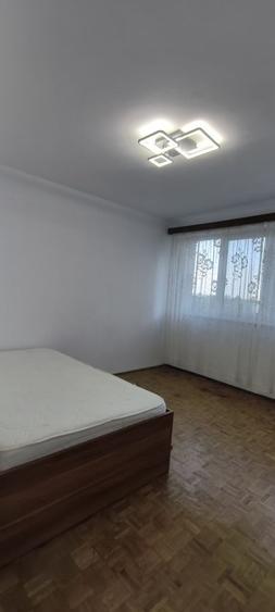 Apartament cu 2 camere decomandat în Eroii Revoluției