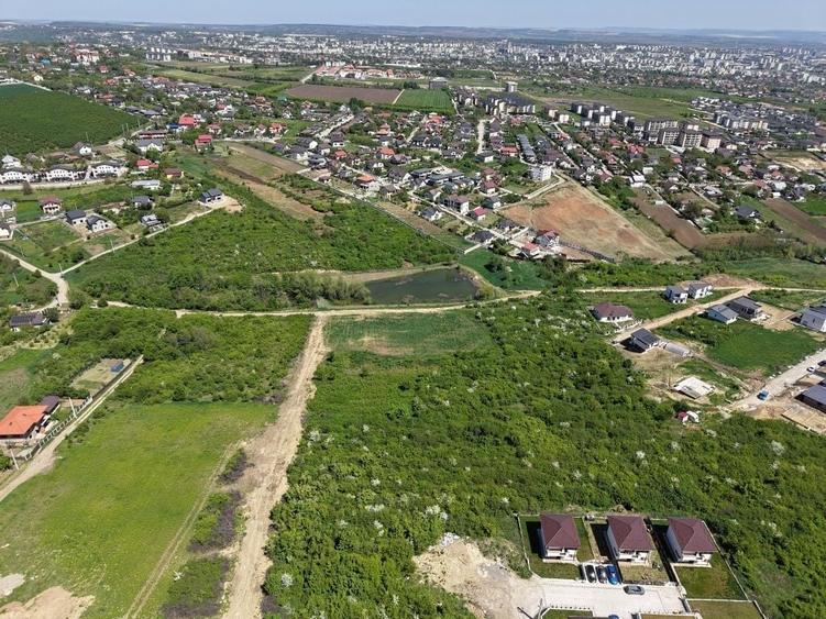 Teren de 1500 mp, în Balciu