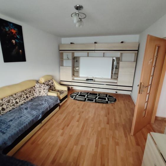 Apartament cu 2 camere decomandat în Rahova