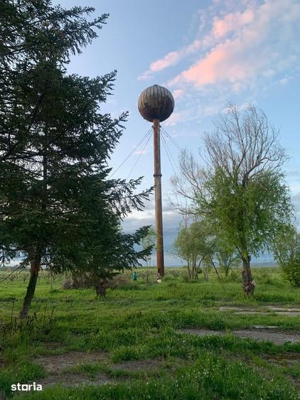 Teren de 49000 mp, în Iancu Jianu