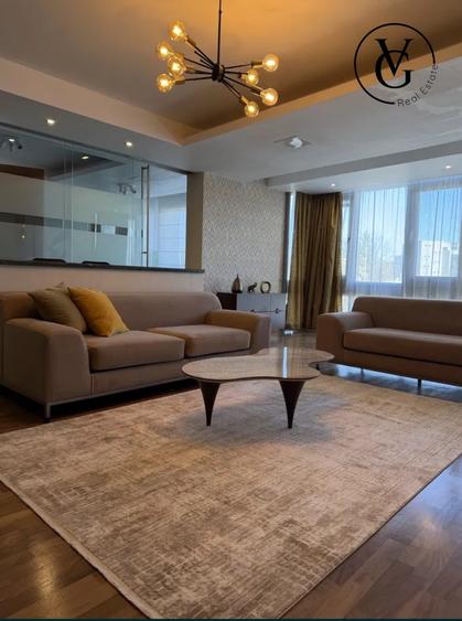 Apartament cu 3 camere decomandat, mobilat în Iancu Nicolae