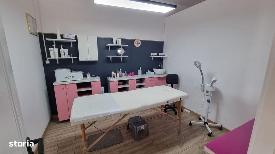 Spațiu comercial, de 65 mp, în Iosia